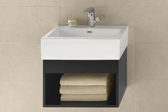 medium_016722-B02_Catalina_P1_Wall-Hung