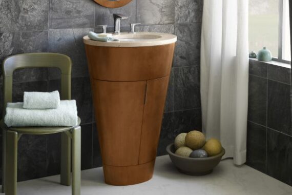 medium_034723-F08_Leonie_B2_Contempo