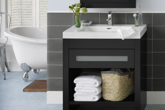 medium_038131-B02_Kendra_B1_Contempo