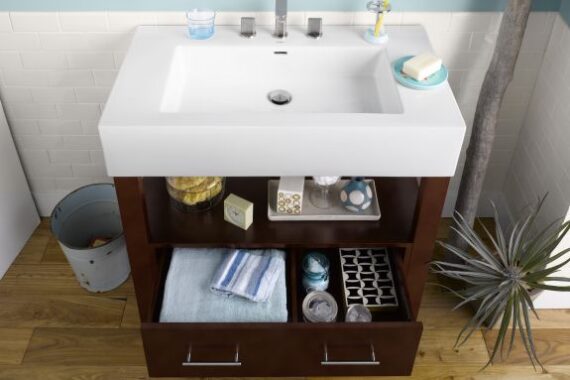 medium_500030-H01_Rowena_D1_Contempo